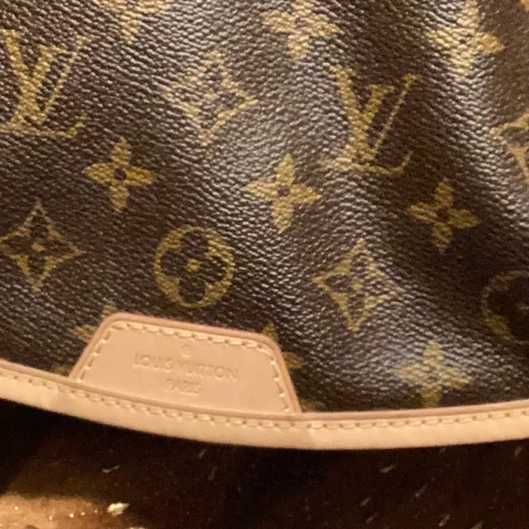 Louis Vuitton Monogram canvas Menilmontant MM - Picture 3 of 13